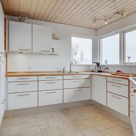 Sahid - 20m From The Sea By Interhome *