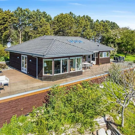 Sahid - 20m From The Sea By Interhome *